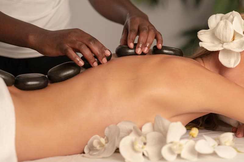 CERAGEM Master V4 — Thermal Massage Bed